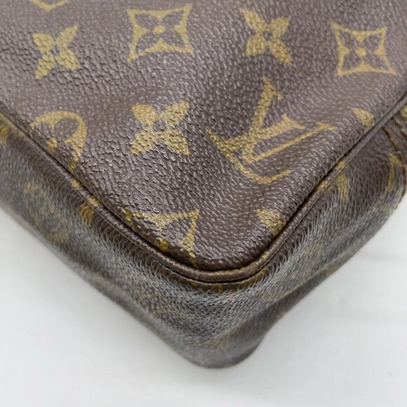 Authentic Louis Vuitton Monogram Trousse Toilette 28 Clutch Bag 186-121525 - Picture 10 of 16